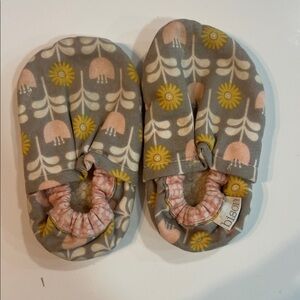 Floral Baby Booties